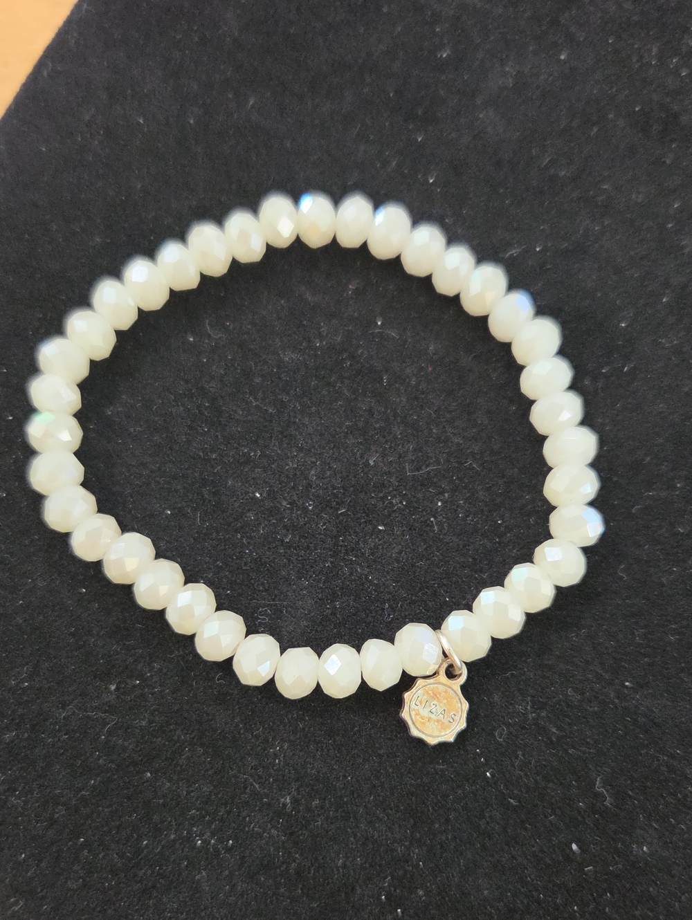 Liza's Germany pearlescent beaded elastic bracelet.